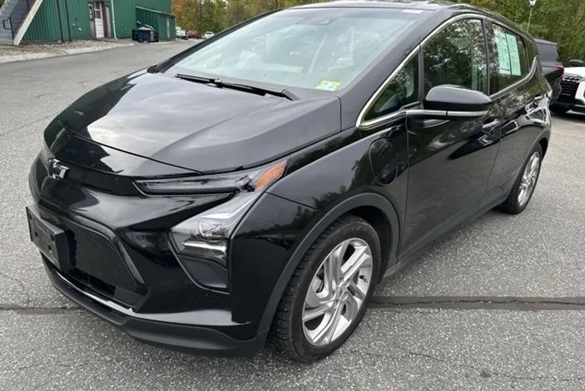 2023 Chevrolet Bolt EV 1LT photo 1
