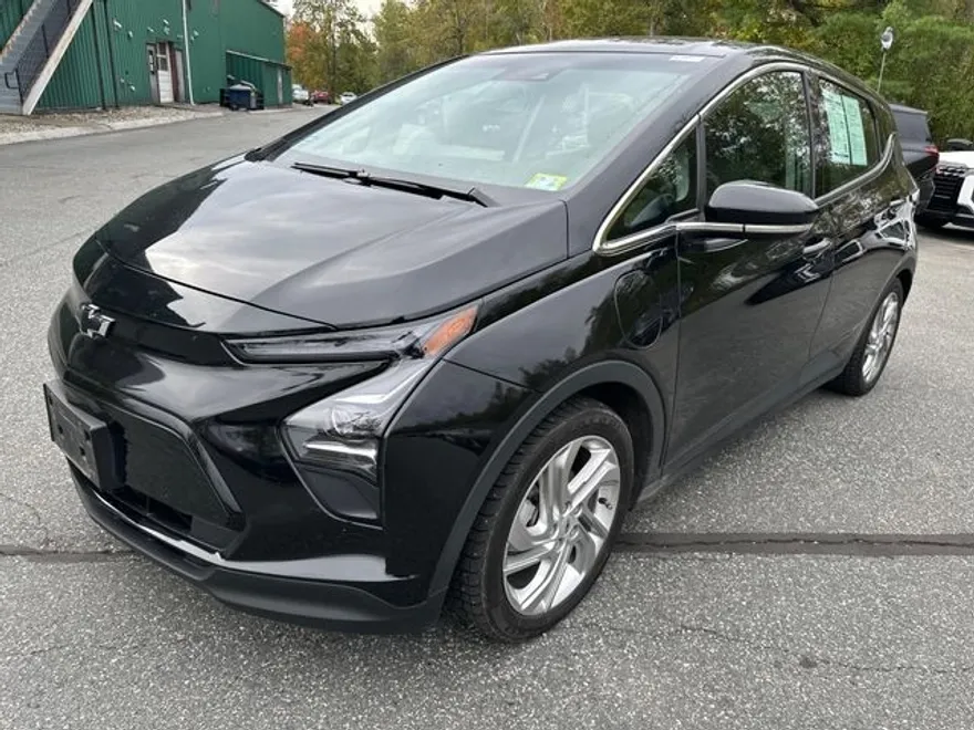 2023 Chevrolet Bolt EV 1LT photo 1