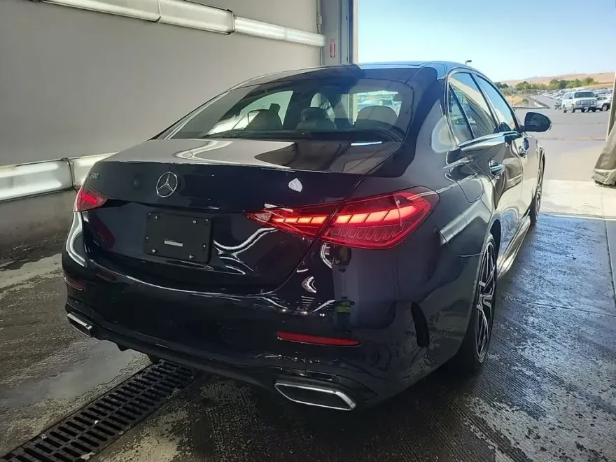 2023 Mercedes Benz C 300 photo 1