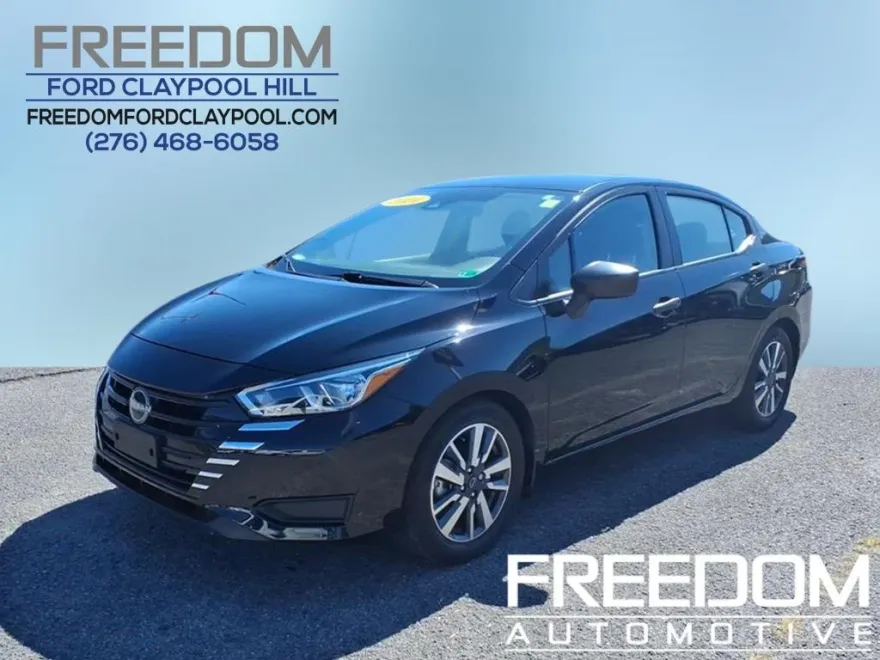2024 Nissan Versa 1.6 S photo 1