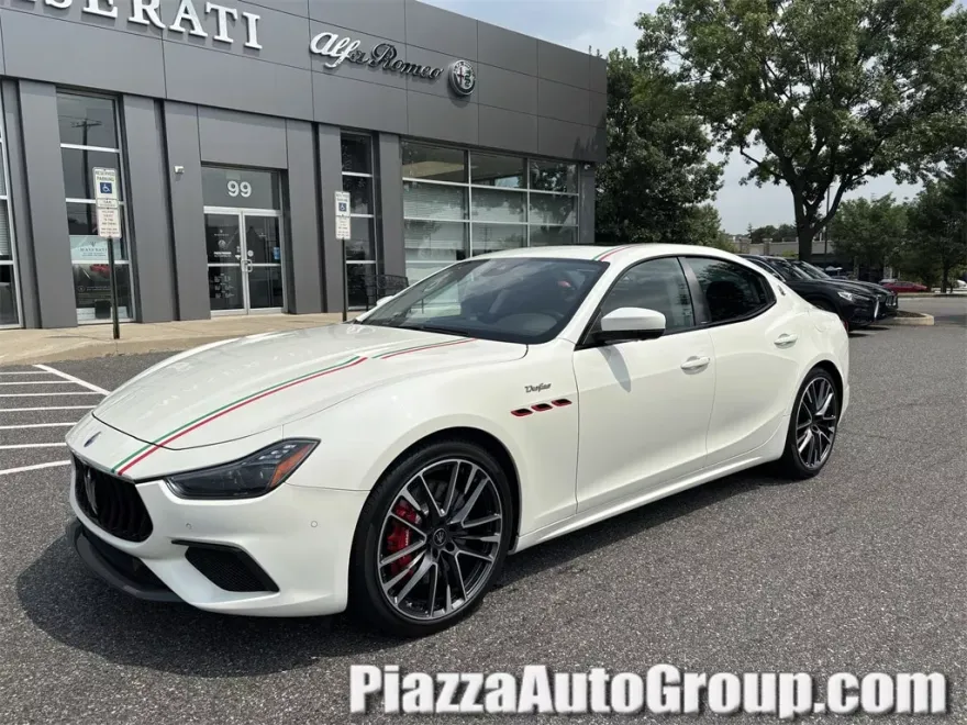 2021 Maserati Ghibli Trofeo photo 1