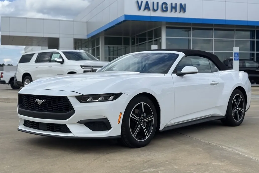 2024 Ford Mustang EcoBoost Premium Convertible photo 1