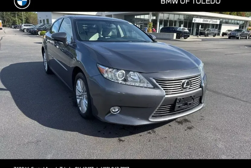 2014 Lexus ES 350 photo 1