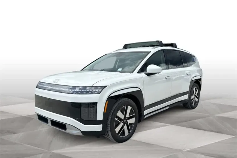 2026 Hyundai Ioniq SEL photo 1