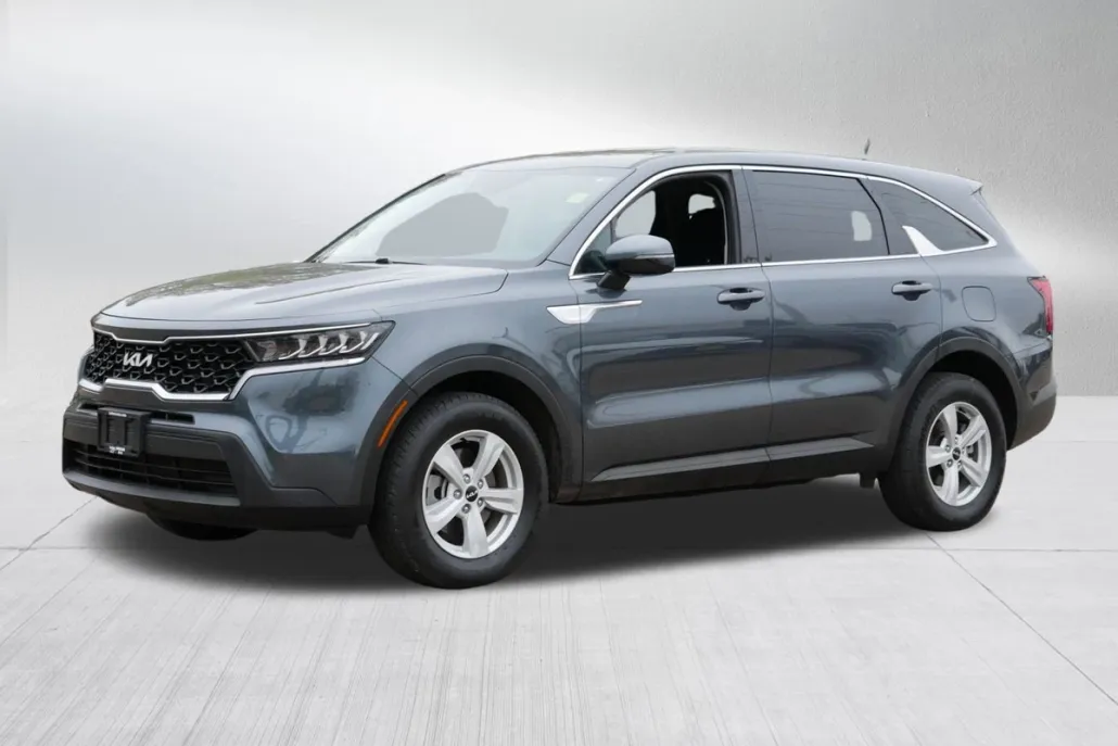 2022 Kia Sorento LX photo 1