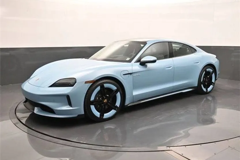 2025 Porsche Taycan 4 photo 1