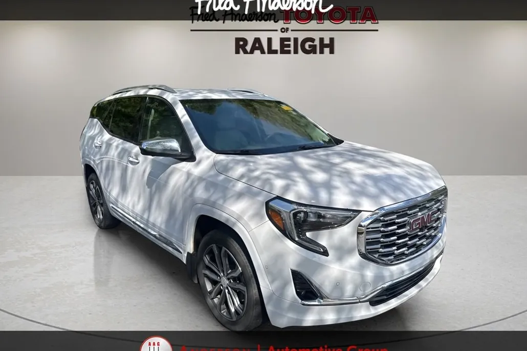 2020 Gmc Terrain Denali photo 1