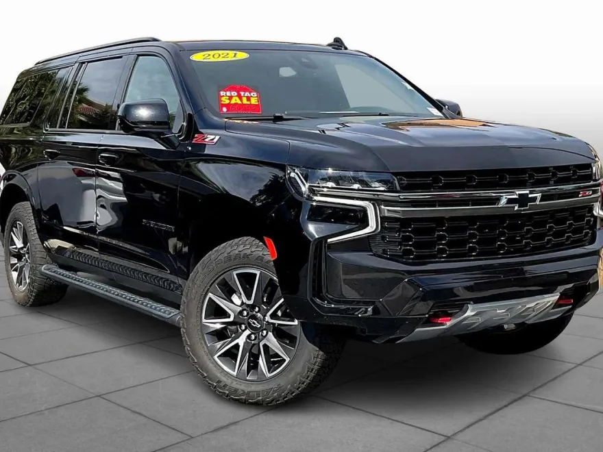 2021 Chevrolet Suburban Z71 photo 1