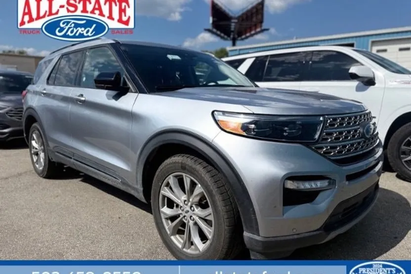 2023 Ford Explorer Limited photo 1