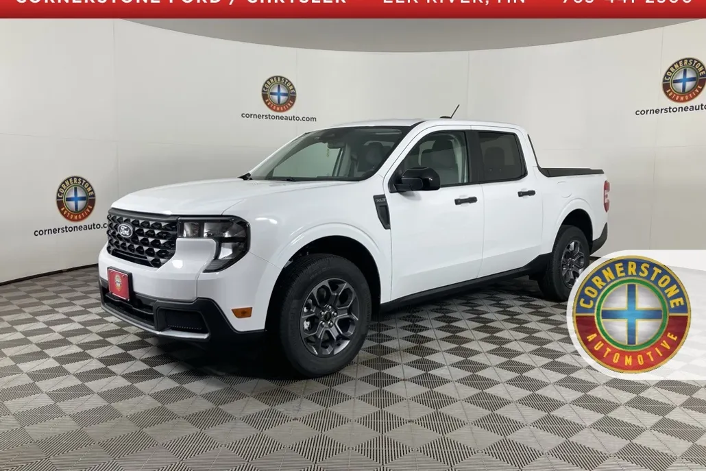 2025 Ford Maverick XLT photo 1