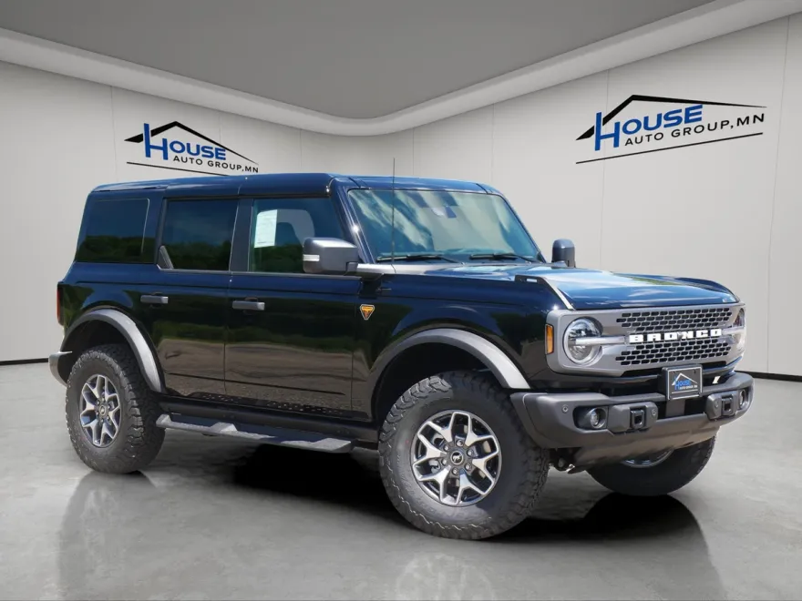 2025 Ford Bronco Badlands photo 1