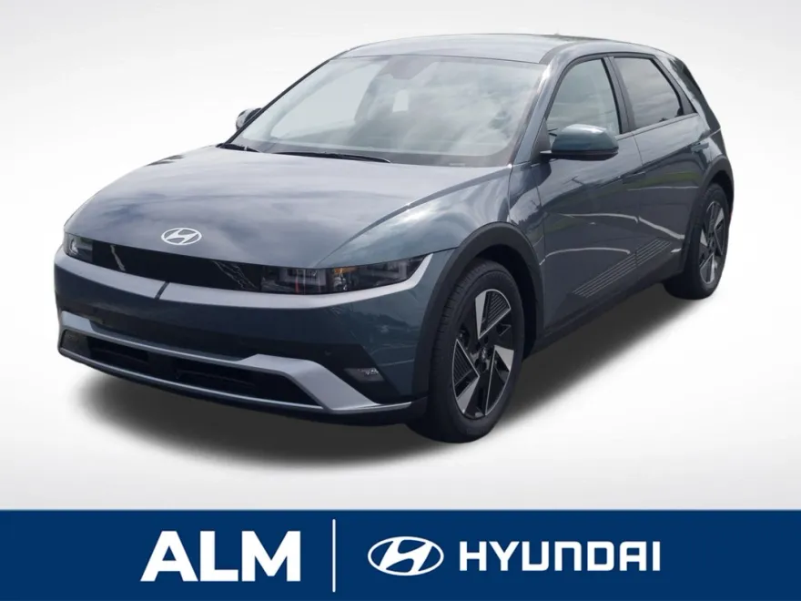 2025 Hyundai Ioniq 5 SE photo 1