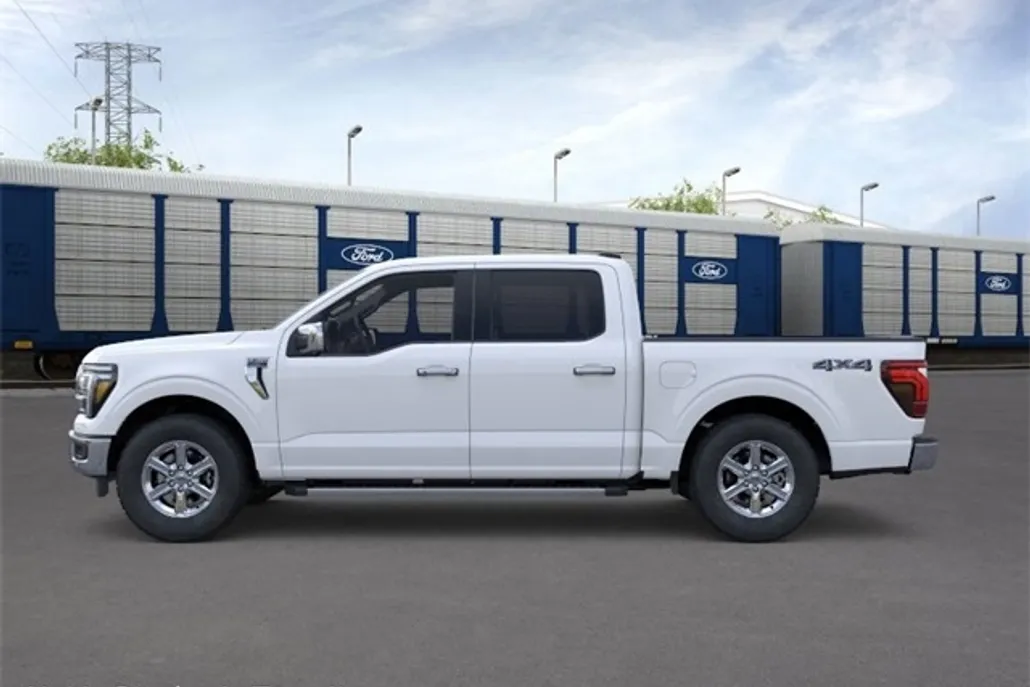 2025 Ford F-150 Lariat photo 1