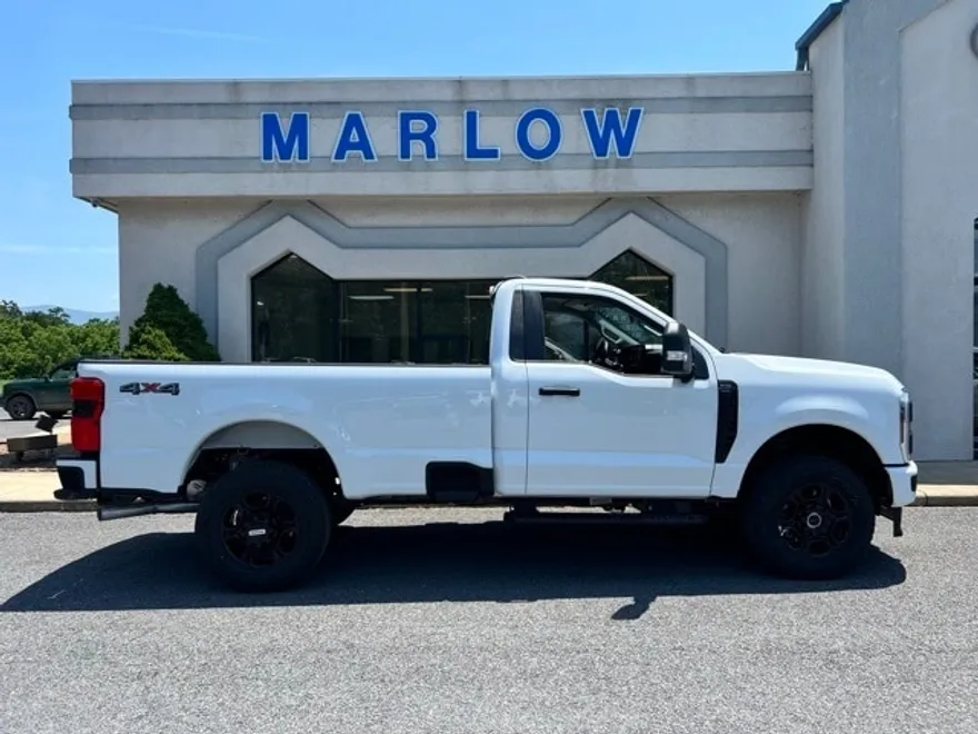 2025 Ford F-350 XL photo 1