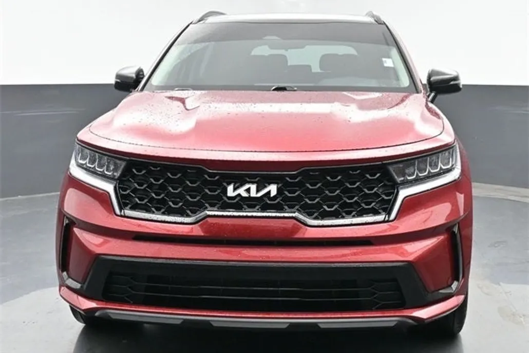 2023 Kia Sorento S photo 1