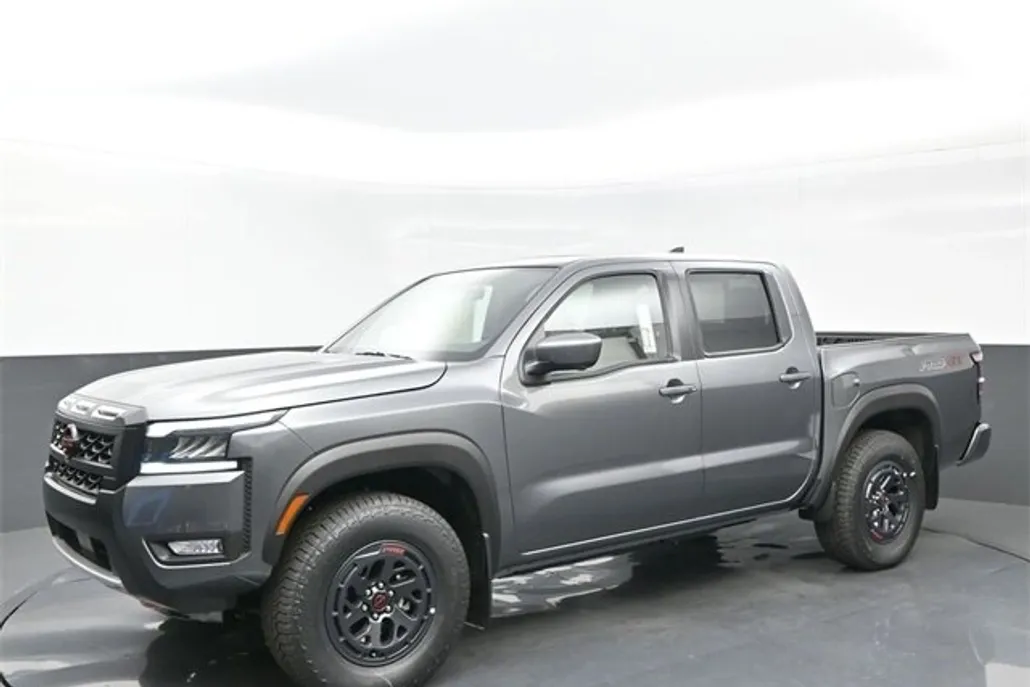 2026 Nissan Frontier PRO-4X photo 1