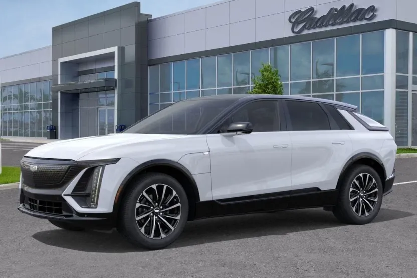 2026 Cadillac Lyriq Sport photo 1