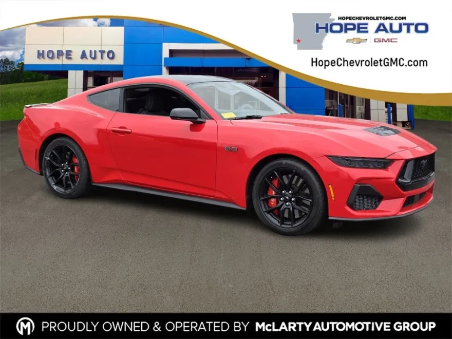 2024 Ford Mustang GT photo 1