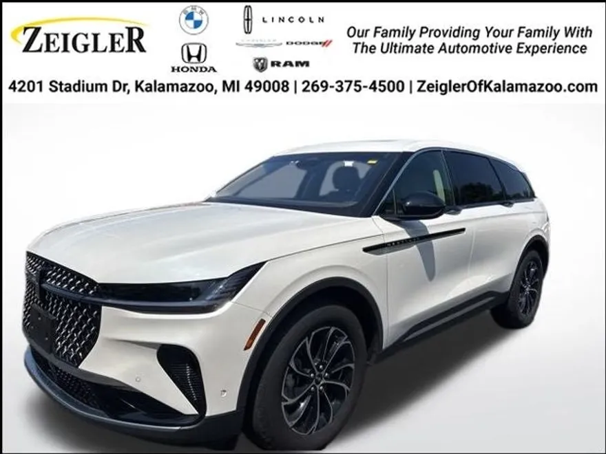 2024 Lincoln Nautilus Premiere photo 1