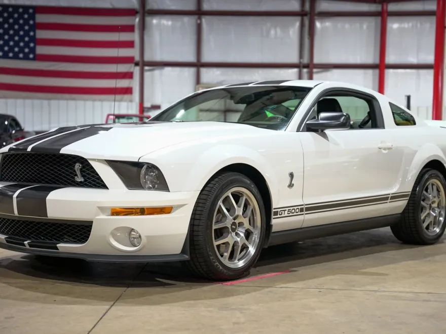 2009 Ford Mustang Shelby GT500 photo 1