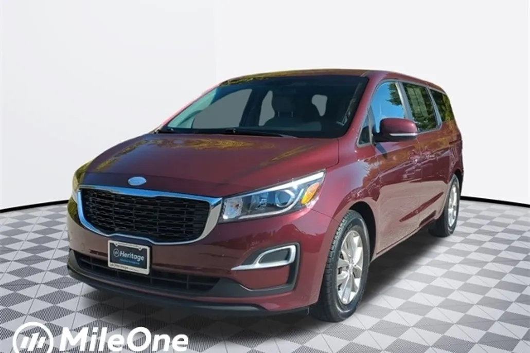 2019 Kia Sedona LX photo 1