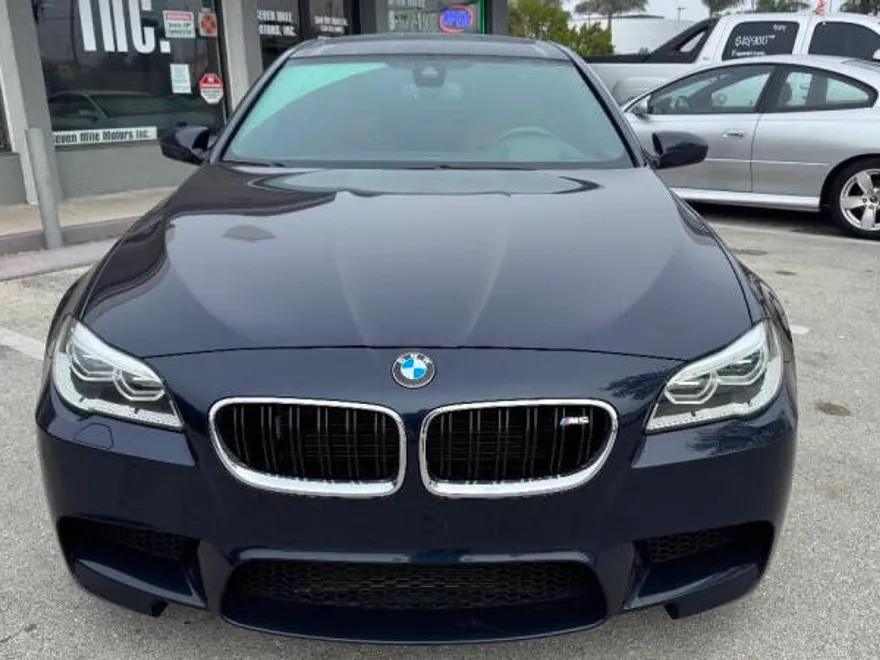 2015 Bmw M5 5 photo 1