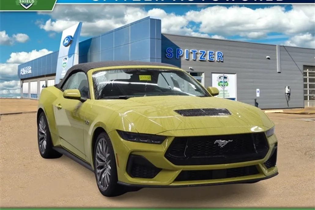 2025 Ford Mustang GT Premium Convertible photo 1