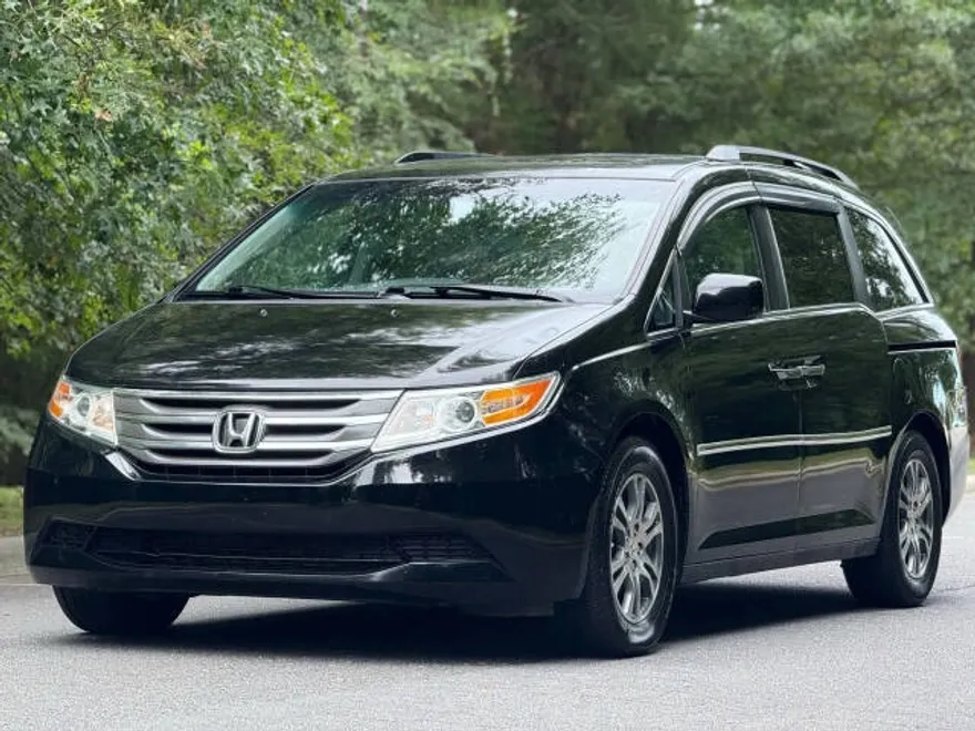 2012 Honda Odyssey photo 1