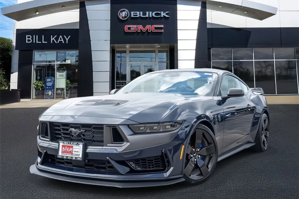2024 Ford Mustang Dark Horse photo 1