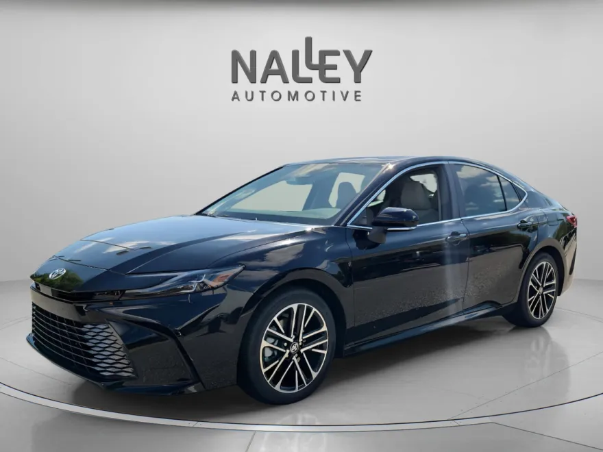 2026 Toyota Camry XLE photo 1