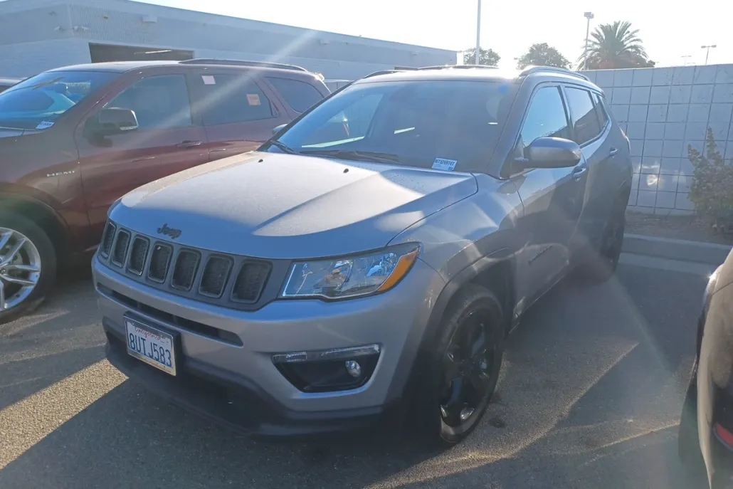 2021 Jeep Compass Altitude photo 1