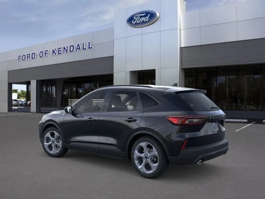 2025 Ford Escape ST-Line photo 3