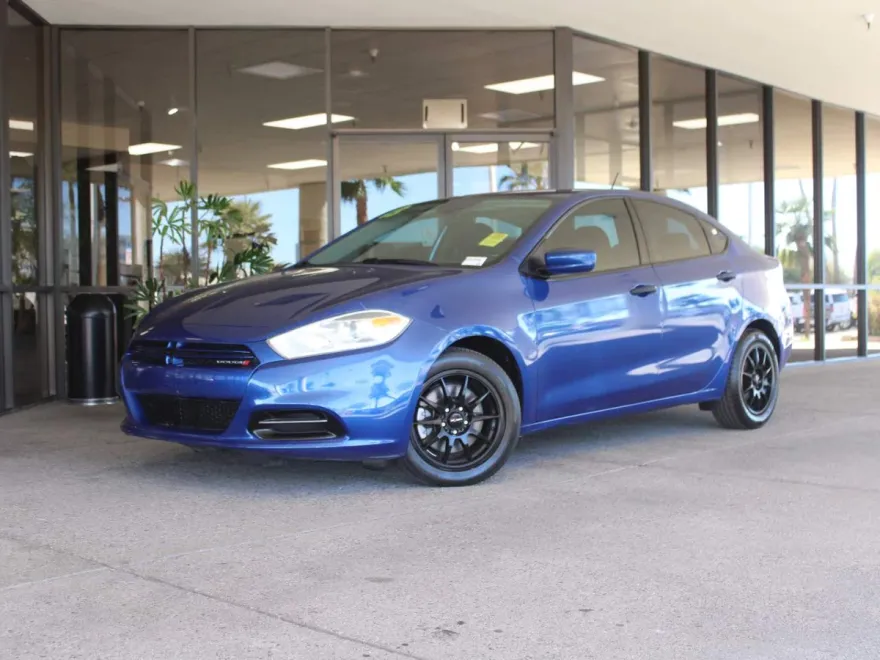 2013 Dodge Dart SE photo 1