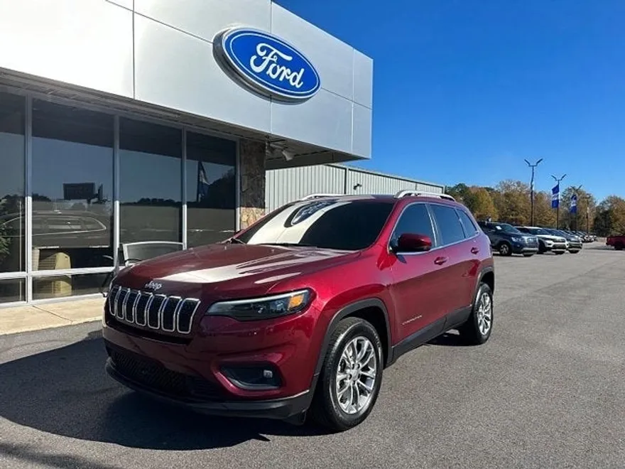 2021 Jeep Cherokee Latitude Lux photo 1
