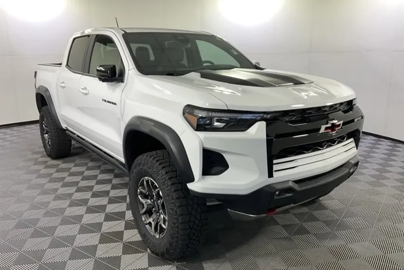 2024 Chevrolet Colorado ZR2 photo 1