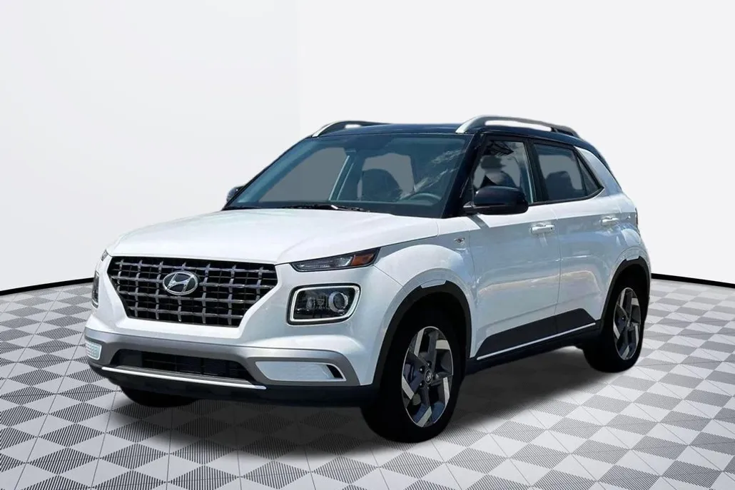 2025 Hyundai Venue Limited photo 1
