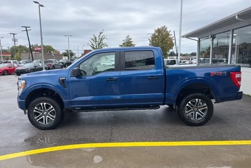 2022 Ford F-150 XL photo 1