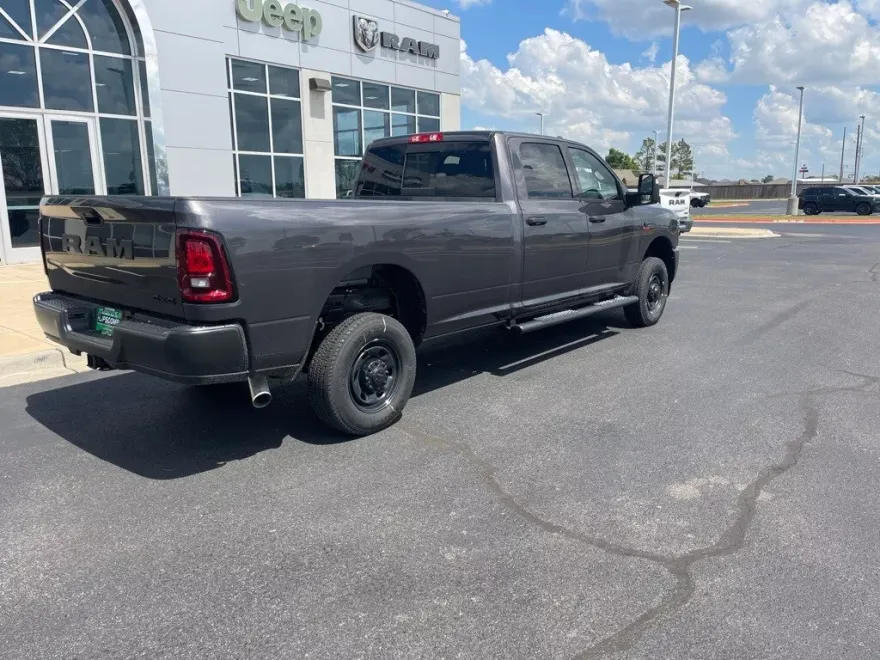 2025 Ram 2500 Tradesman photo 1