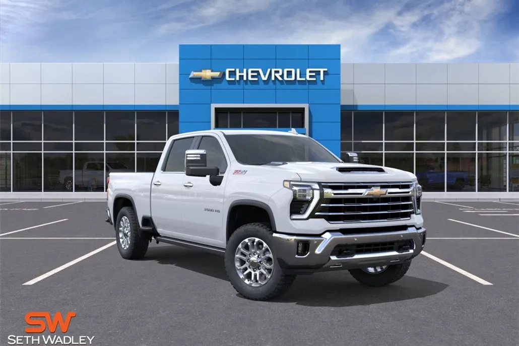 2025 Chevrolet Silverado 3500HD LTZ photo 1