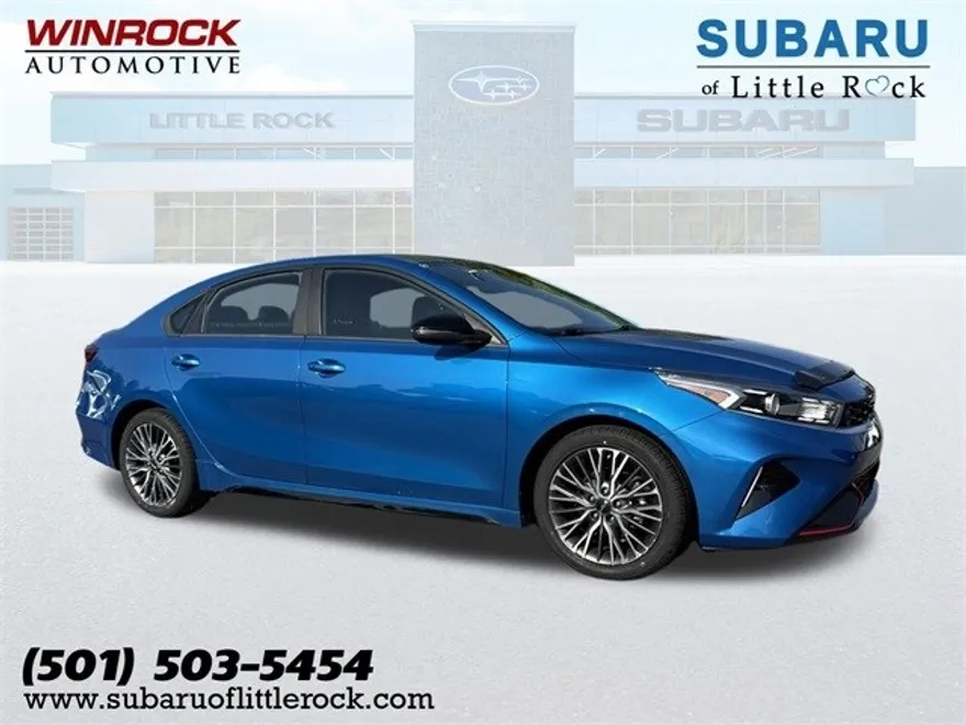 2022 Kia Forte GT-Line photo 1