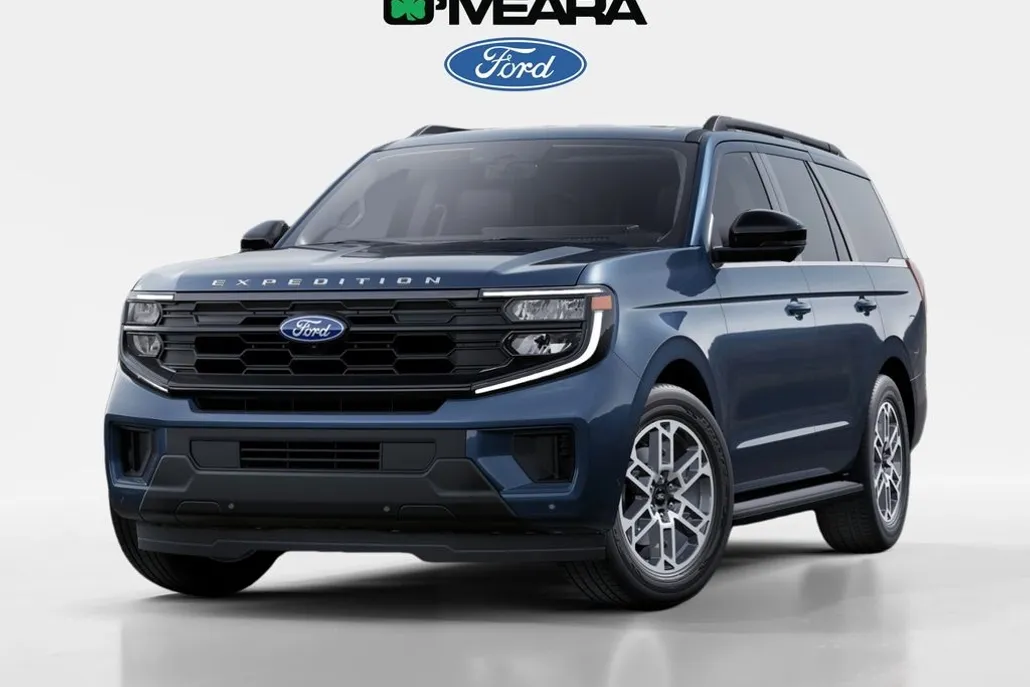 2025 Ford Expedition photo 1
