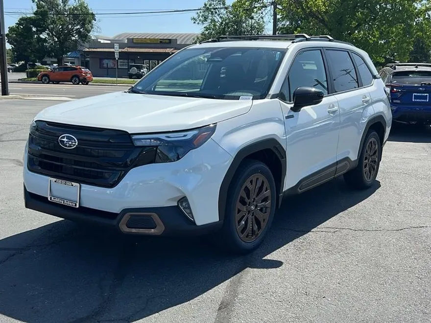 2025 Subaru Forester Sport photo 1