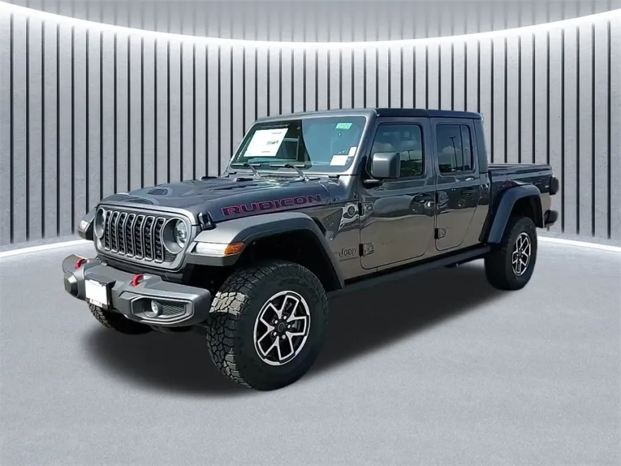 2025 Jeep Gladiator Sport S photo 1