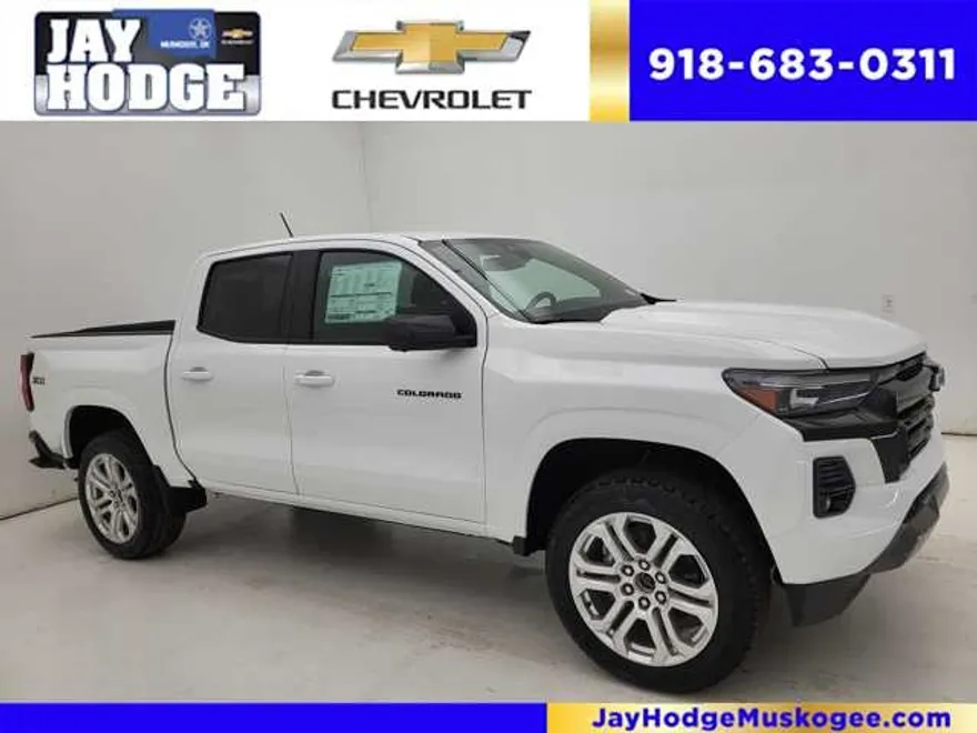 2025 Chevrolet Colorado Z71 photo 1