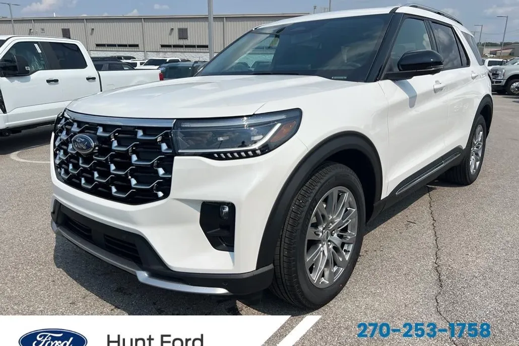 2025 Ford Explorer Platinum photo 1