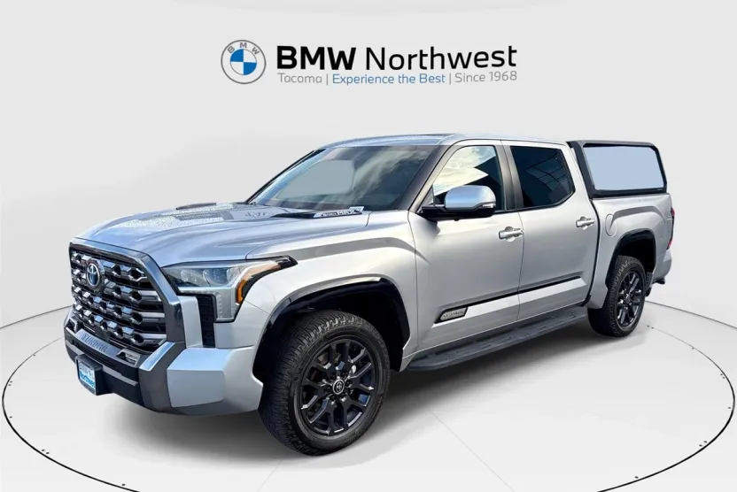 2024 Toyota Tundra Platinum CrewMax photo 1