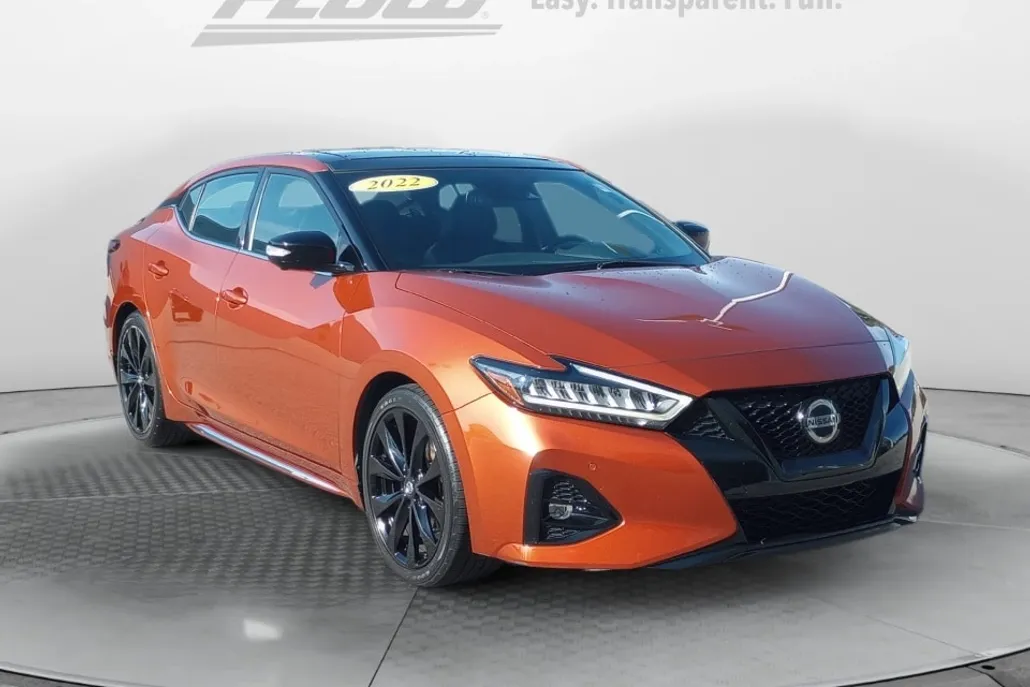 2022 Nissan Maxima SR photo 1