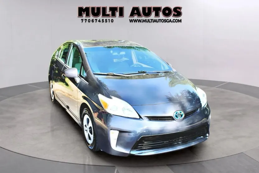 2015 Toyota Prius One photo 1