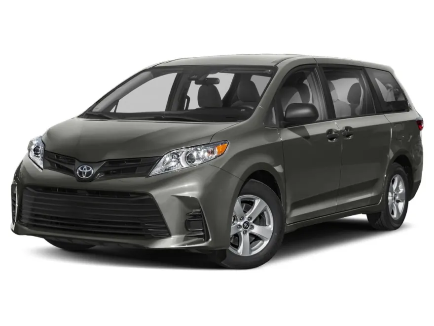 2018 Toyota Sienna LE photo 1