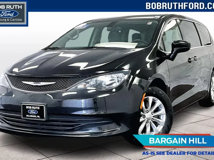 2018 Chrysler Pacifica LX photo 1